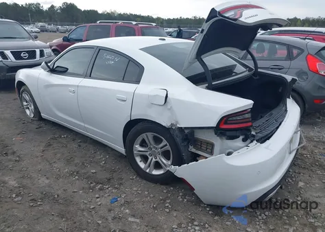 2022 Dodge Charger Sxt Rwd z USA, uszkodzony, nr VIN 2C3CDXBG5NH235246